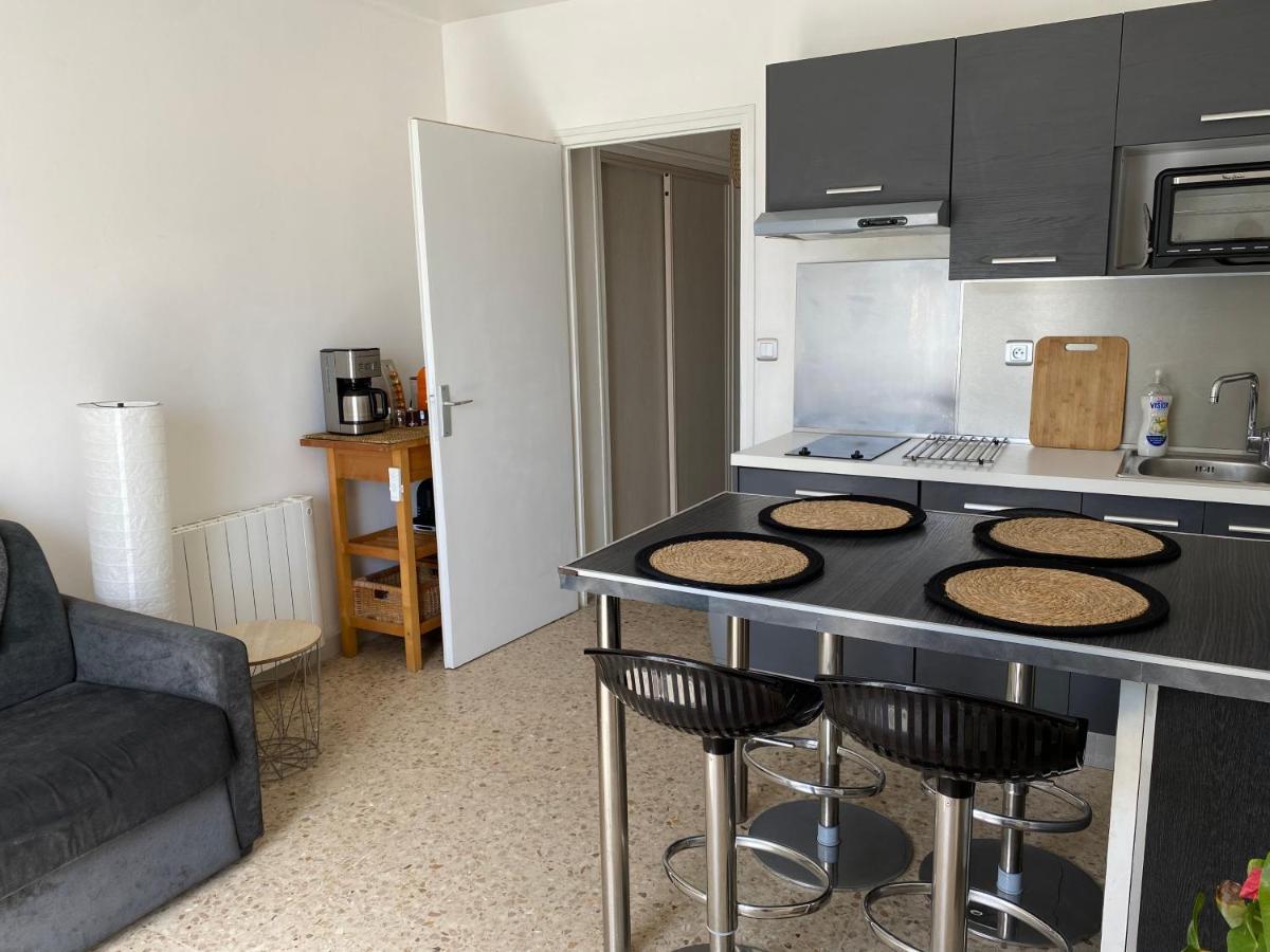 Les Lilas Hyères Exterior foto